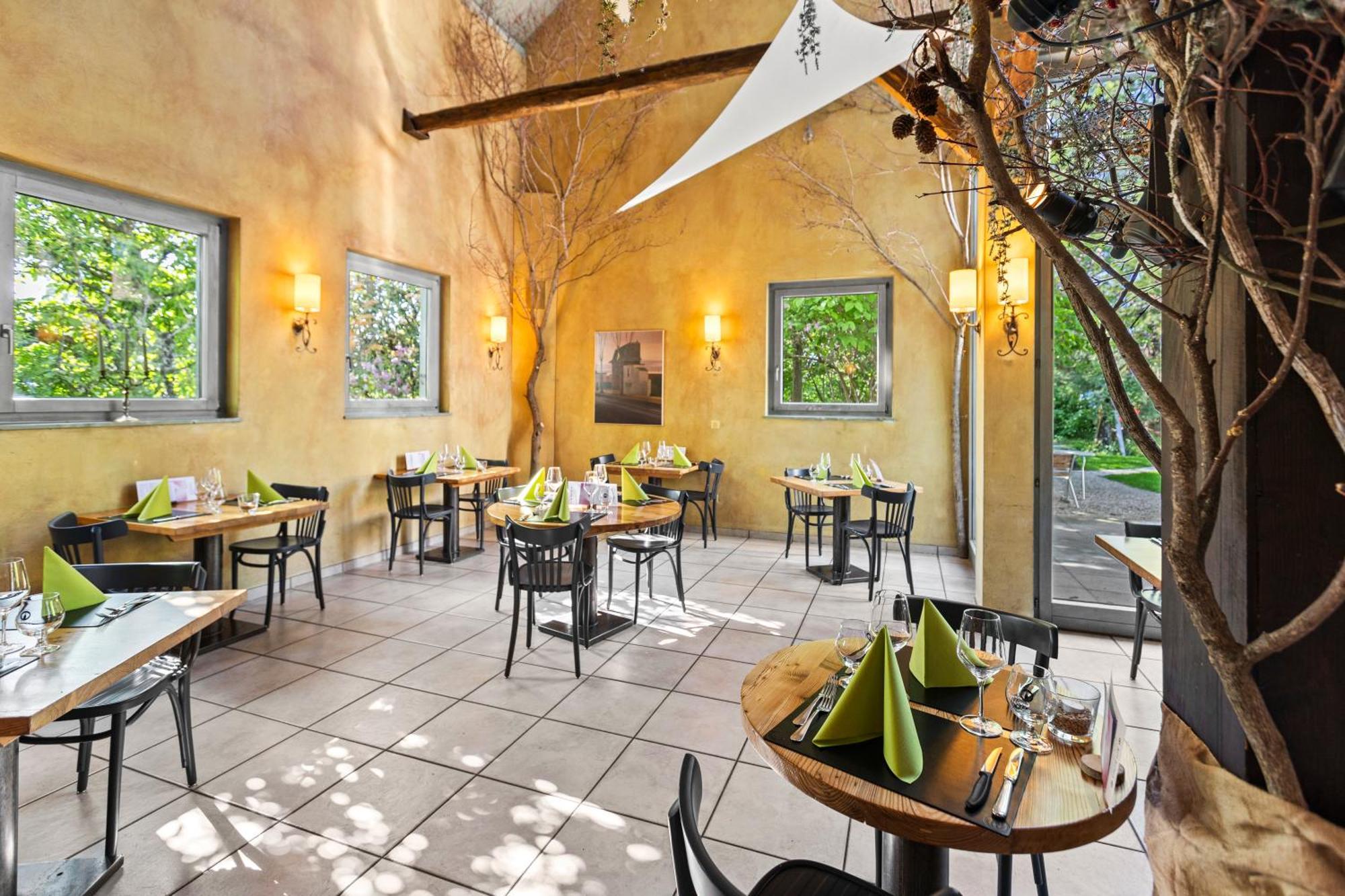 Hotel La Croix Blanche Hauterive  외부 사진